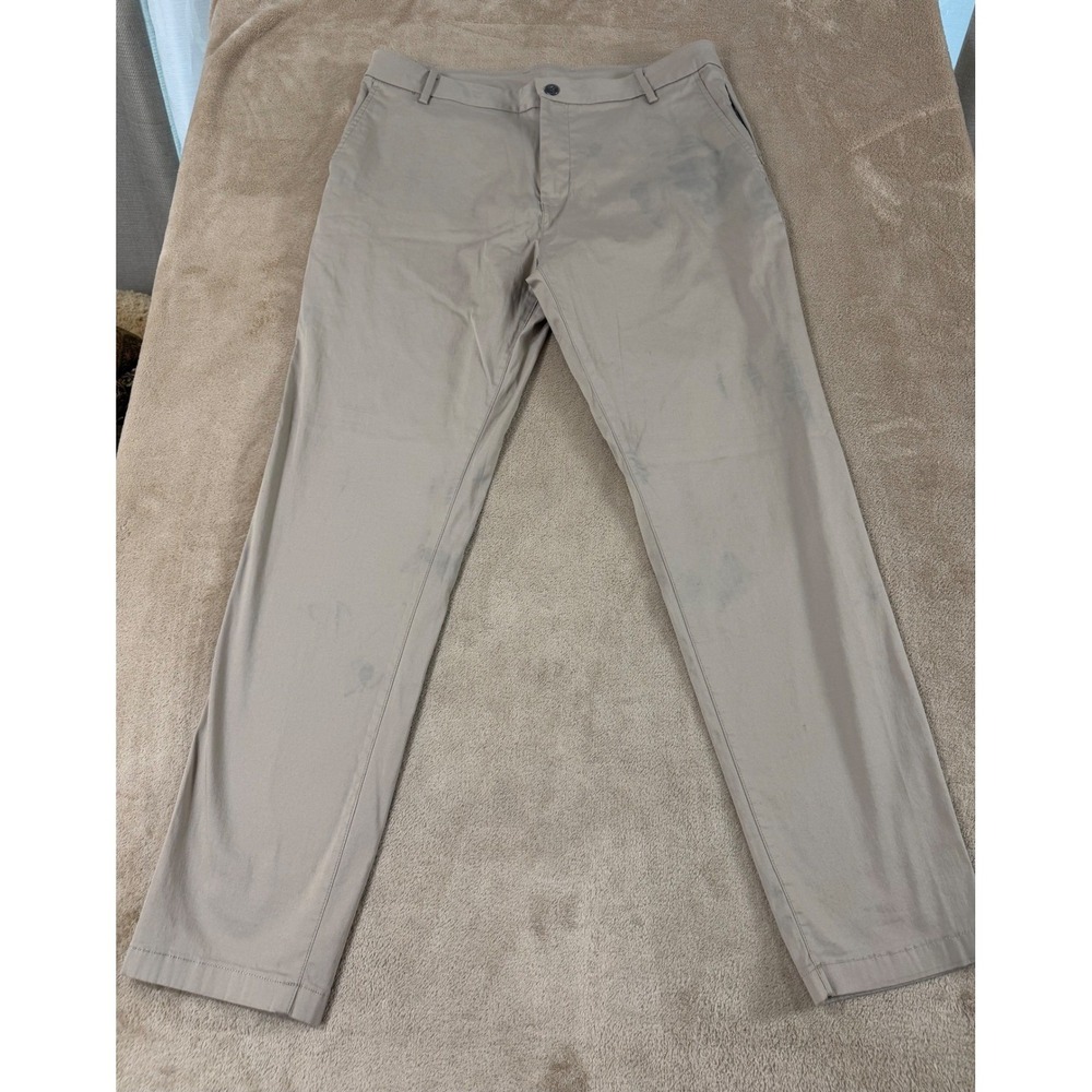 BirdDogs Chino pants Mens size 32 Khaki Tan Performance Stretch Golf Poor Condit